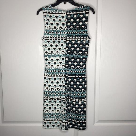 Donna Morgan Sleeveless Sheath Dress Twisted Front V-Neckline Printed Size 8 - Picture 3 of 8